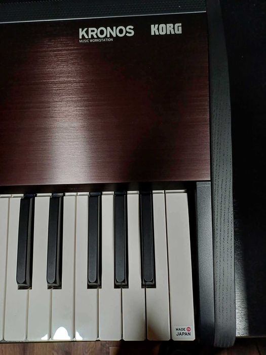 Korg Kronos 2 88 LS (noua in cutie, nefolosita) Cluj-Napoca • OLX.ro