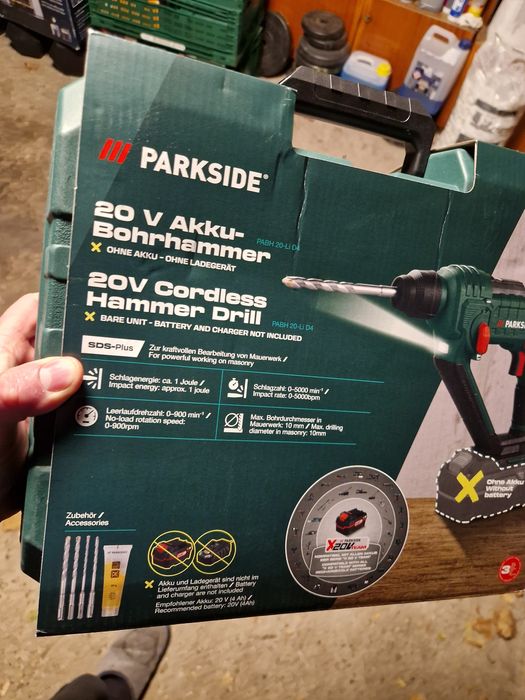 Продавам перфоратор 20V