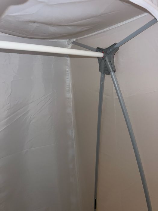 Ikea Vuku, dulap
