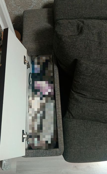 Продам диван в очень хорошем состоянии