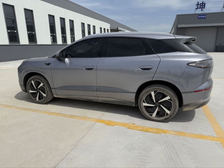 BYD selon 06full pozitsiyasi 2025 yili