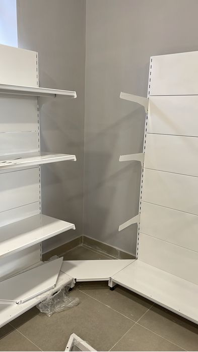 Стеллажи для магазина