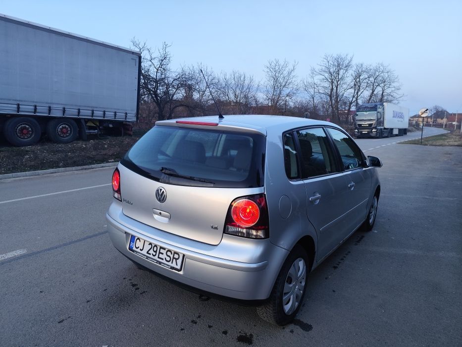 VOLKSWAGEN Polo 2008 — imagine 3