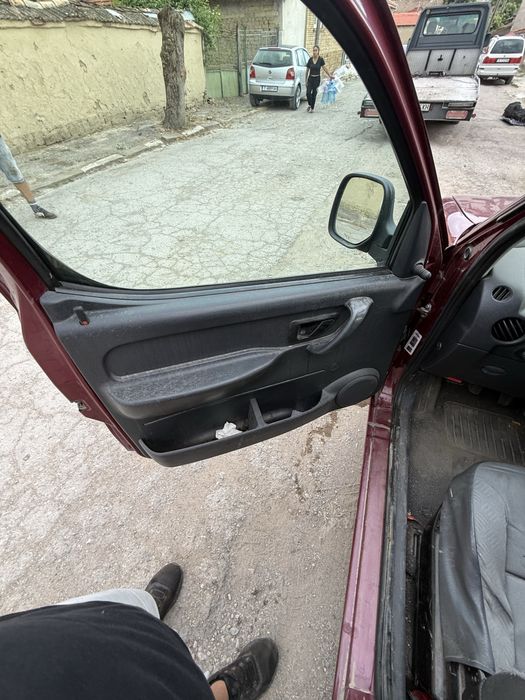 - Citroen Berlingo 1.9D само на части