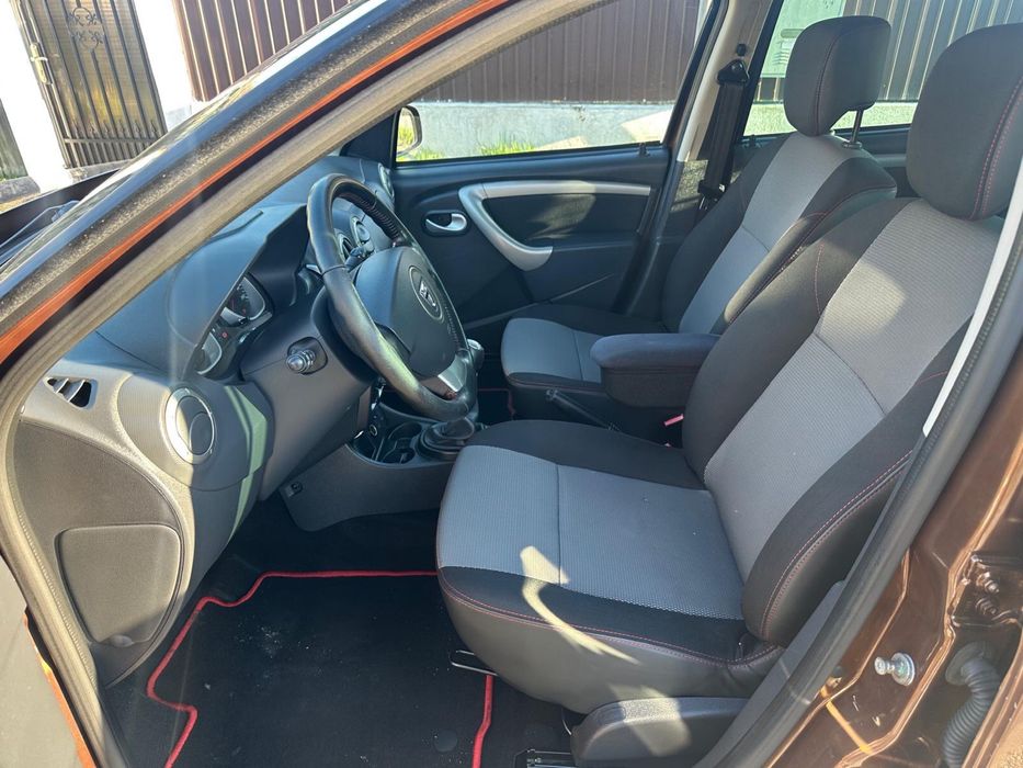 Vând Dacia Duster 1.5 dCi diesel, 79 kW, an 2013,