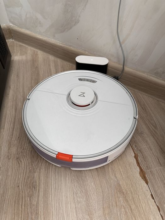 Робот пылесос