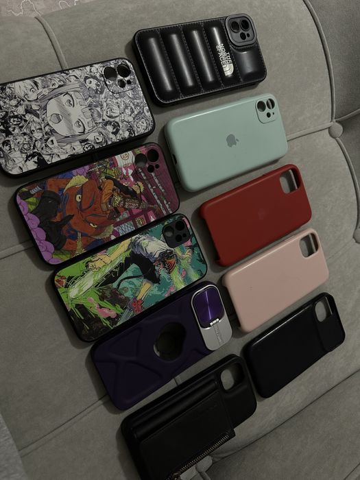 Чехлы на iPhone 11