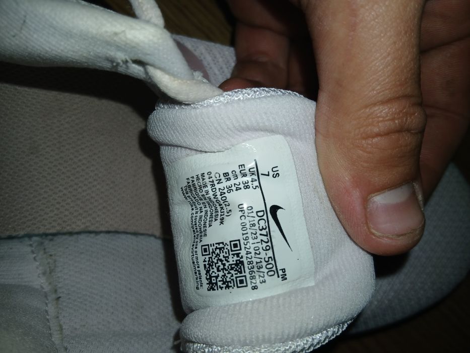 Спортни Дамски оригинални маратонки Nike
