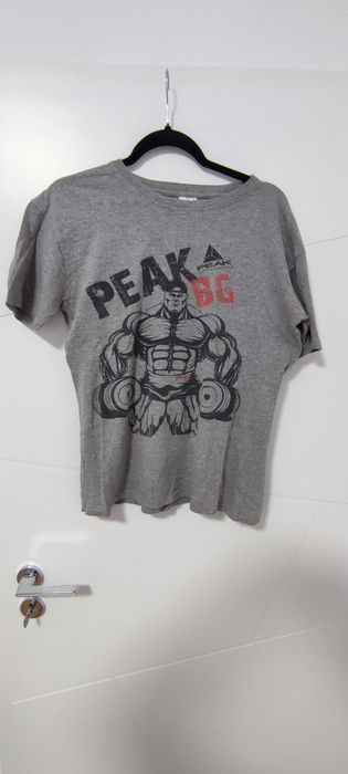 Фитнес тениски и потници