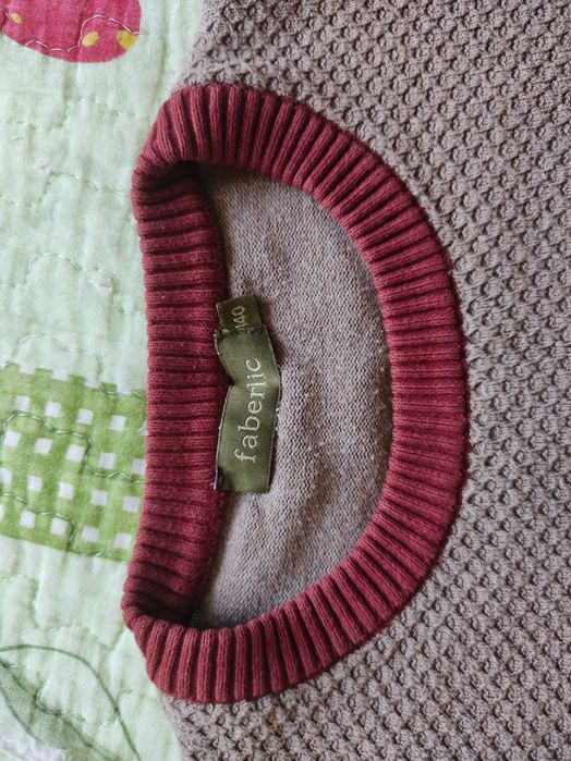 Продаю демисезонные  кофты, на мальчика.Недорого