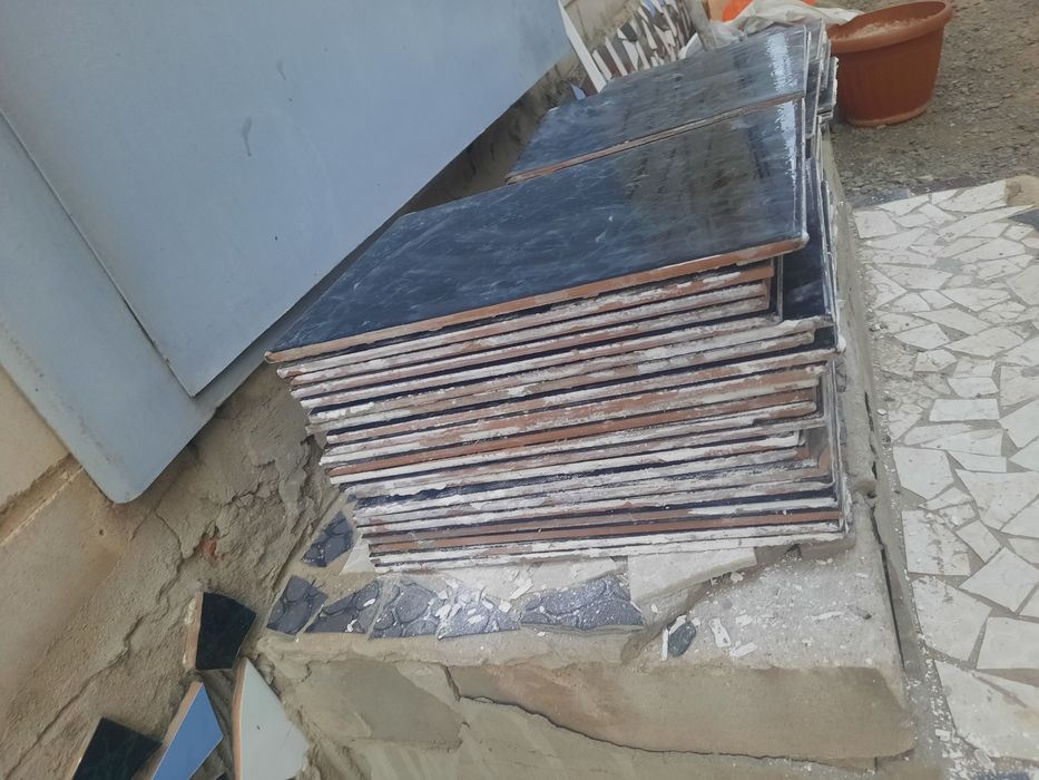 Бу кафель сатылады срочно