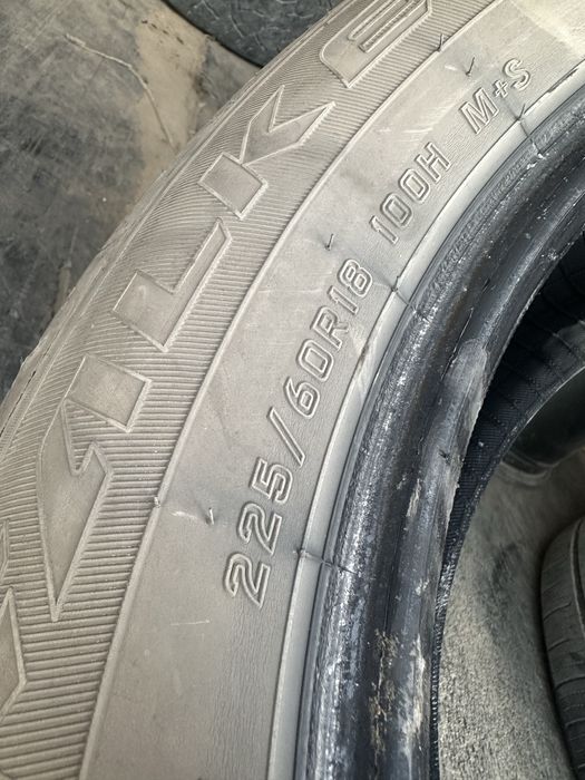 Шины 225/60R18 (4шт)