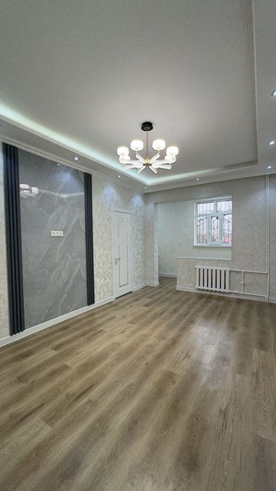 Срочно продаётся на Авиасозлар-2 (1в2/3/4 евро ремонт балкон 1.5х6)