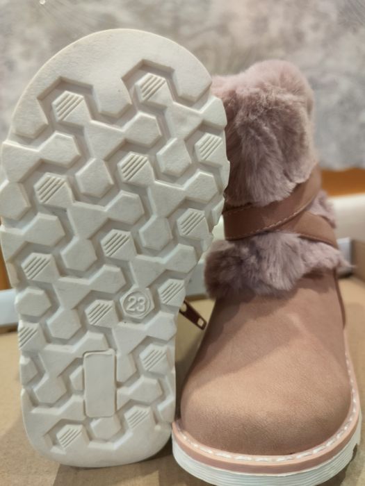 Продам детские сапожки