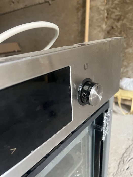 Продам духовой шкаф Hansa