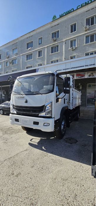 Самосвал SINOTRUK 2024