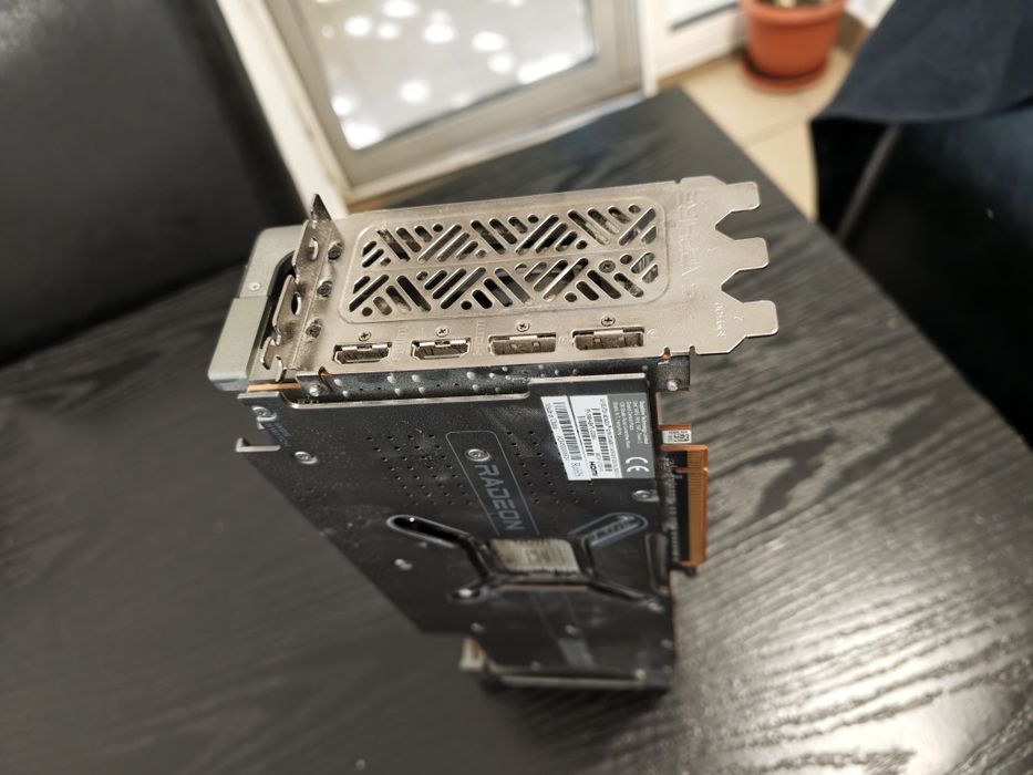 Placa Video Sapphire NITRO+ AMD Radeon RX 7900 XTX Vapor-X 24GB GDDR6 - Impecabilă