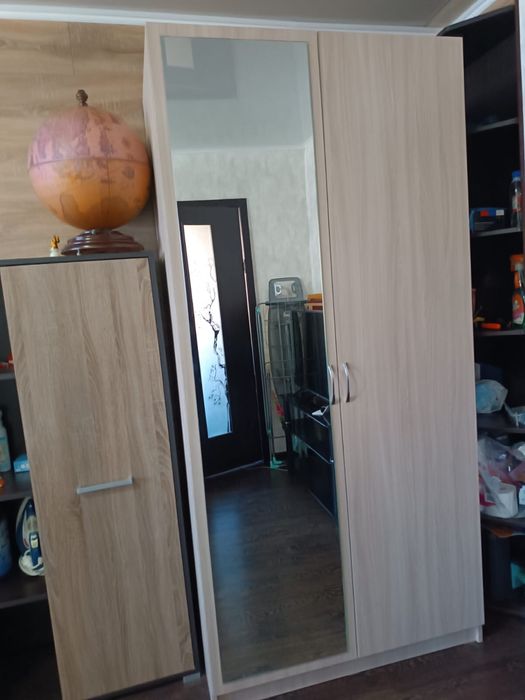 Продается шкаф бежевый