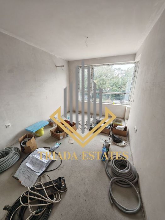 Продава се Тристаен апартамент в Бургас, Славейков - 101 кв.м за 1020 €/кв.м - Снимка #8