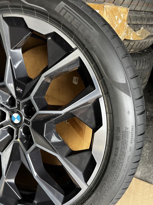 4 anvelope vara NOI Demo , Bmw X7 , 315/35/22 + 275/40/22 , Pirelli * , RunFlat !