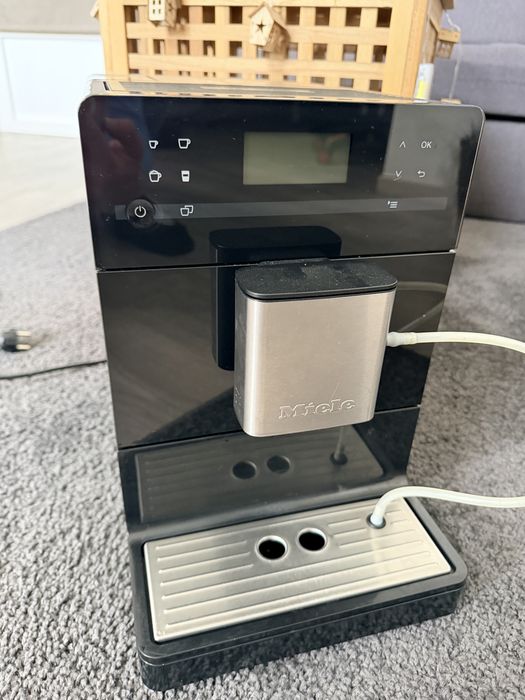 Miele cm5300.