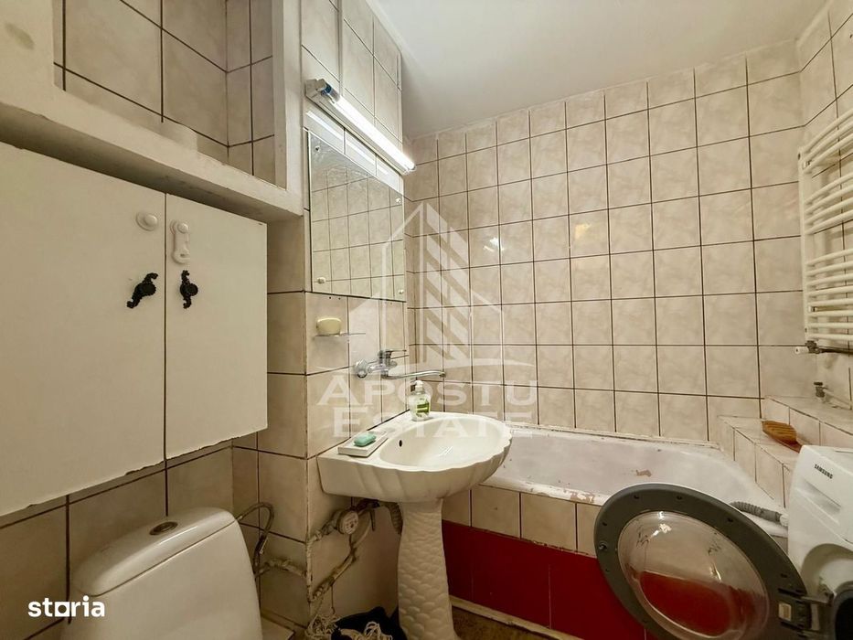 Apartament 3 camere de vanzare, zona Lipovei, Timisoara