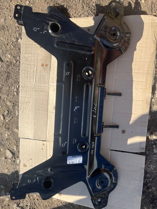 Продам запчасть на Лада Веста