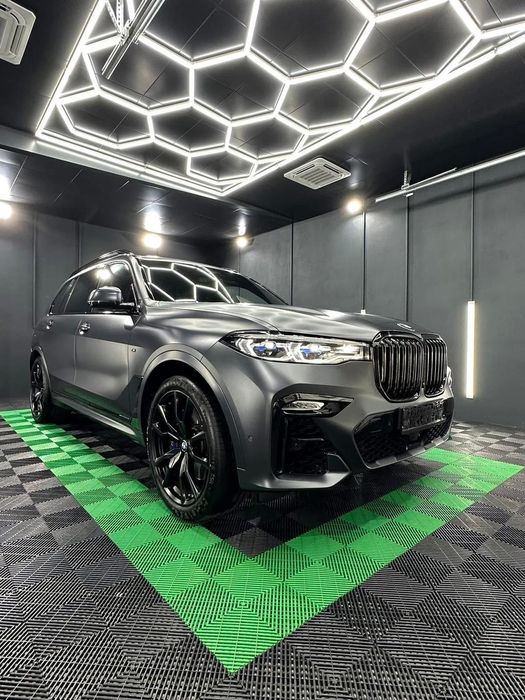BMW X7 Dark Shadow Edition 1/500 / Primul Proprietar / Stare Perfecta