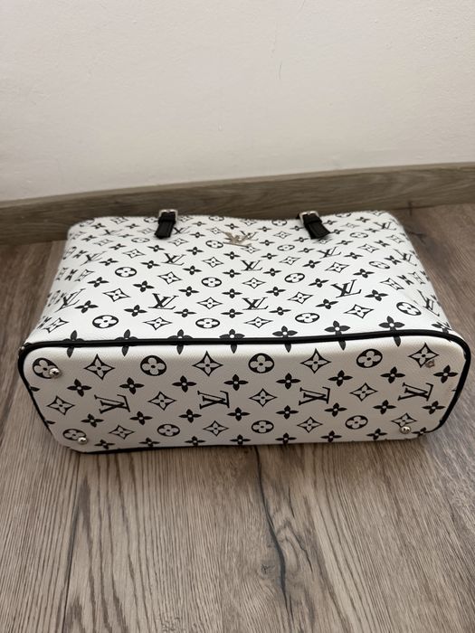 Eladó louis vuitton taska