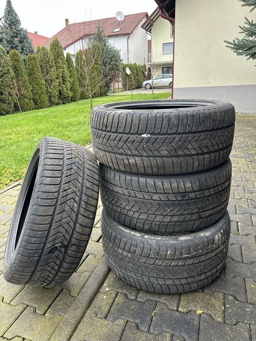 Vand cauciucuri iarna