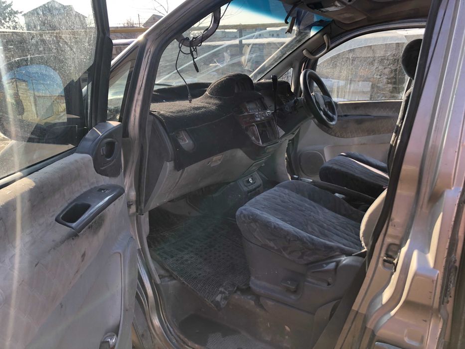 Mitsubishi Delica 1997 г