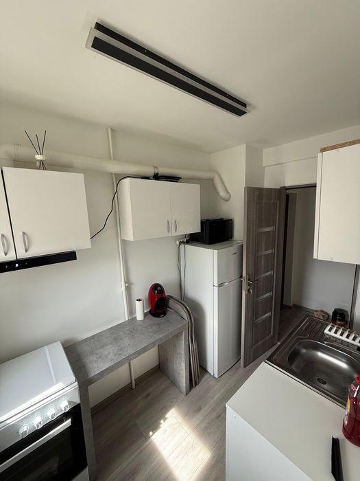 Închiriez apartament 2 camere in Brasov