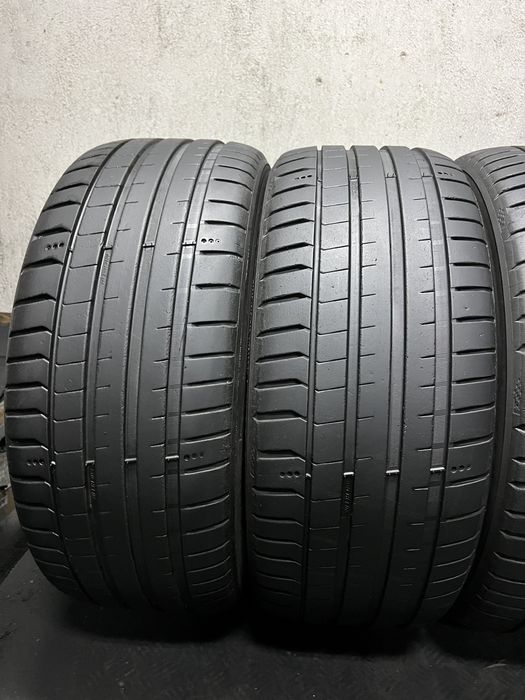 245/45/18 MICHELIN