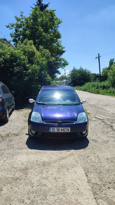 Ford Fiesta 1.4 Benzină, 2002, 240.000 km – AC funcțional, întreținută