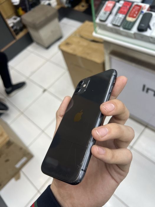 айфон 11 128 гб.