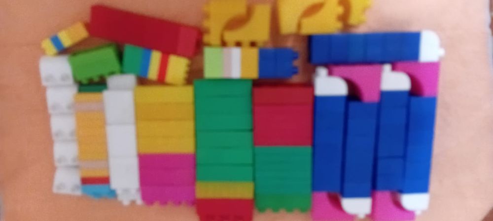 Пластмассовый конструктор для детей