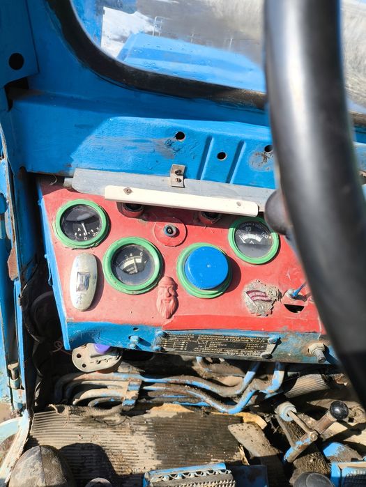 Продам трактор Т40.