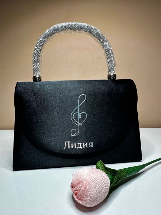 Персонализирани официални чанти