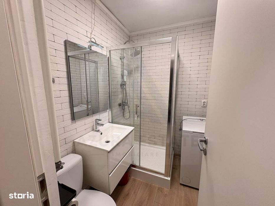 Studio utilat cu balcon si bucatarie separata zona Calea Dumbravii