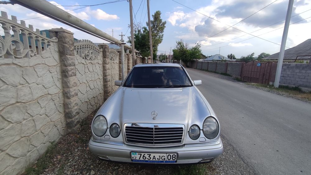 Мерседес 210 продам