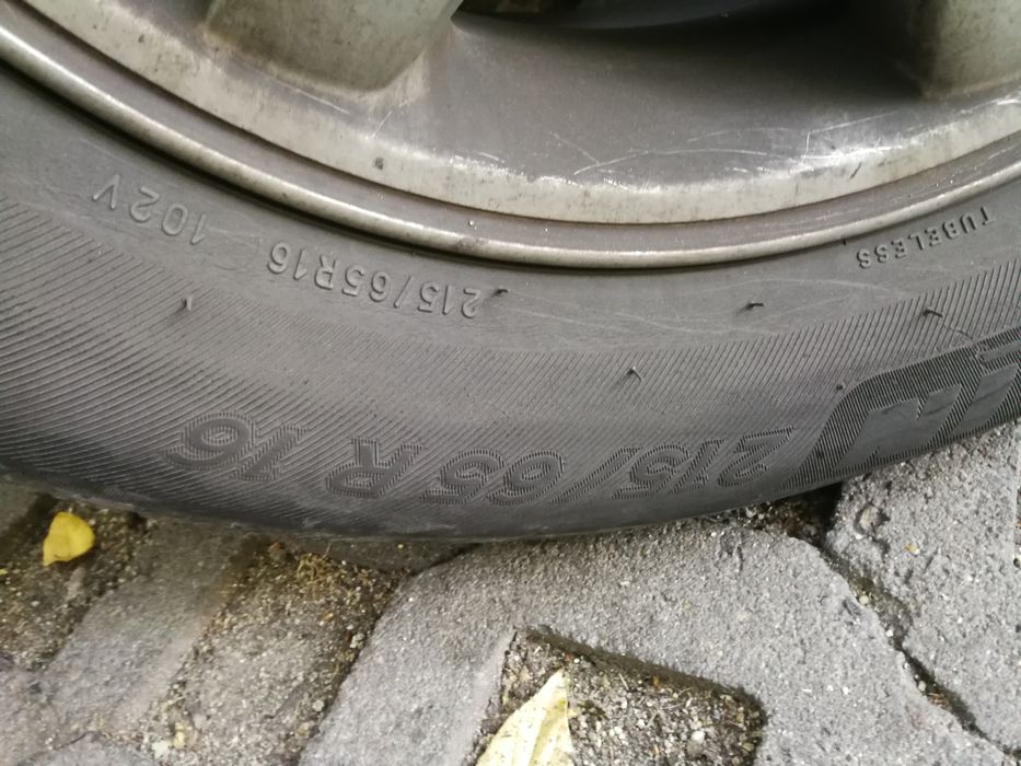 Всесезонни гуми Michelin 215 65 R16 102v - 4 броя.