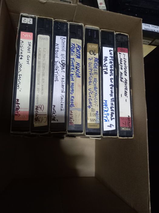 Vind casete video dublate