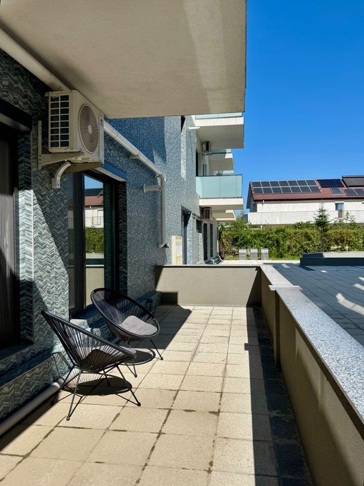 Apartament 2 camere | Prima închiriere | Terasă 20 mp | Piscină privată | Parcare subterană