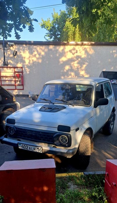 Комплект диодной оптики на ниву