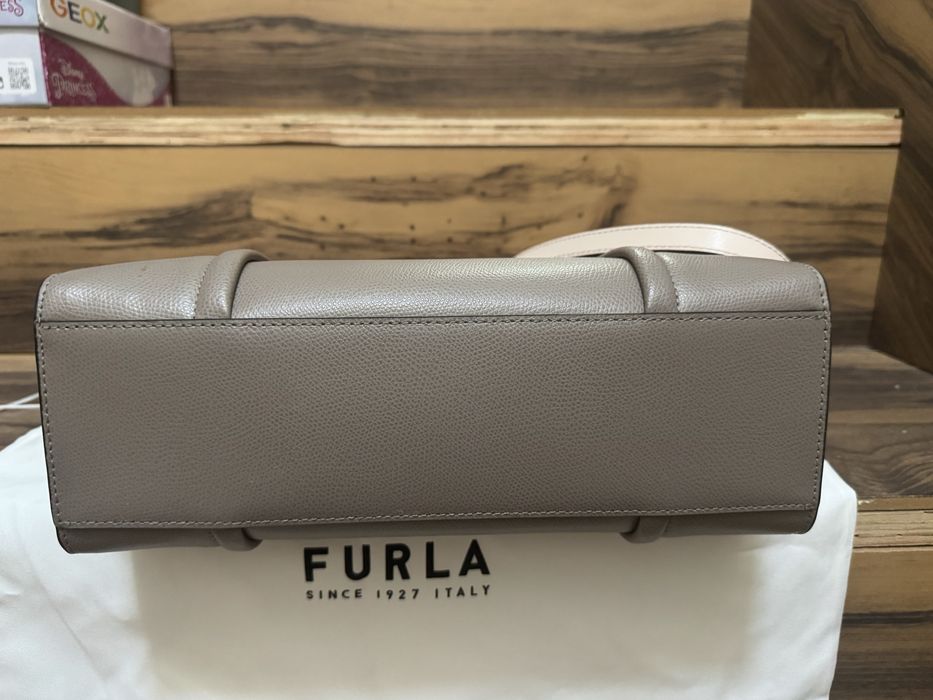 Чанта Furla, Фурла
