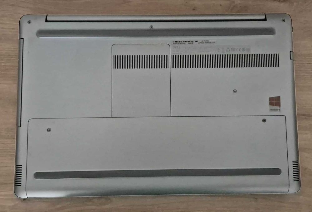 Продавам лаптоп DELL Inspiron 7737 17''