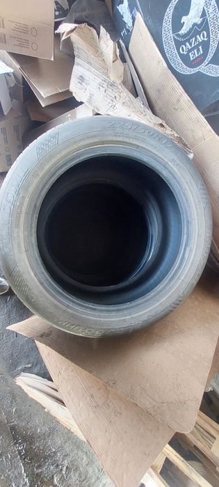 Продам резину на 17