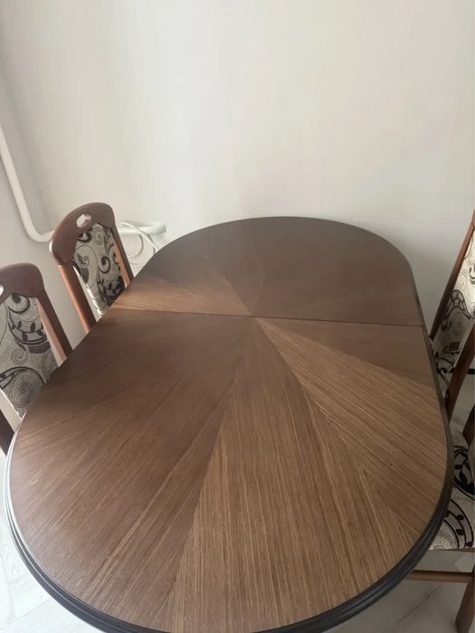 Стол деревянный , Каспи ред