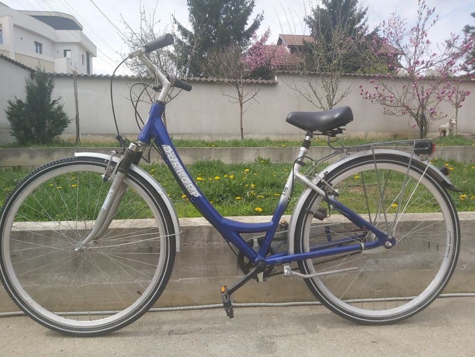 Vând trei biciclete