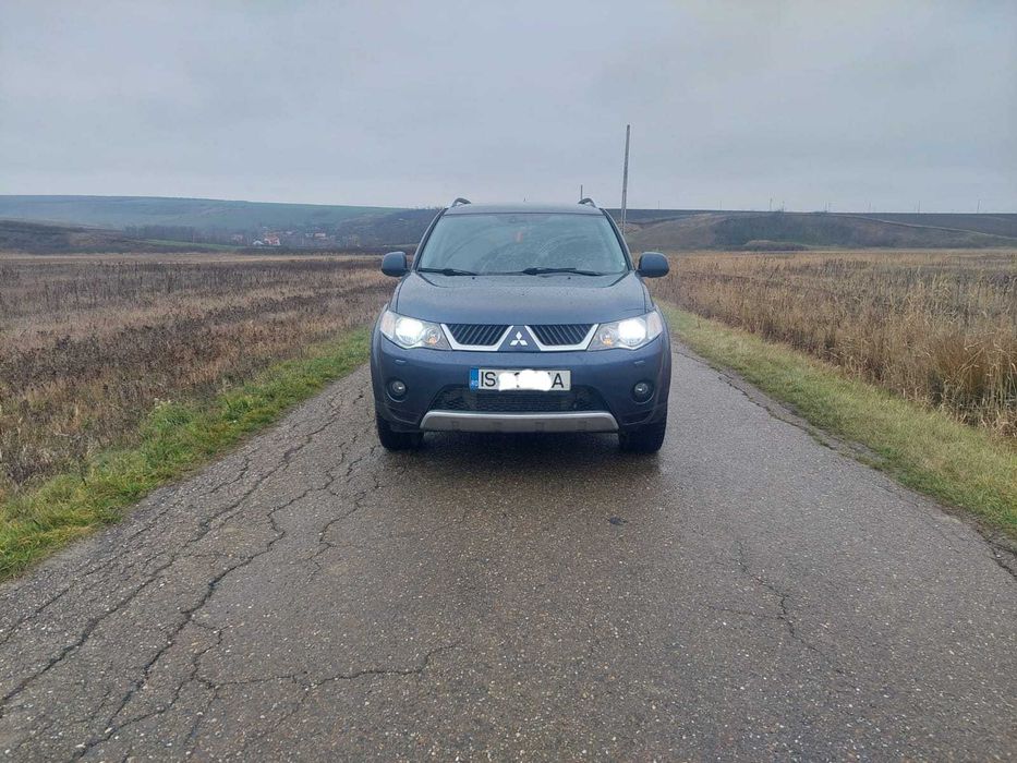 Vând/Schimb Mitsubishi Outlander 2008, 7 locuri